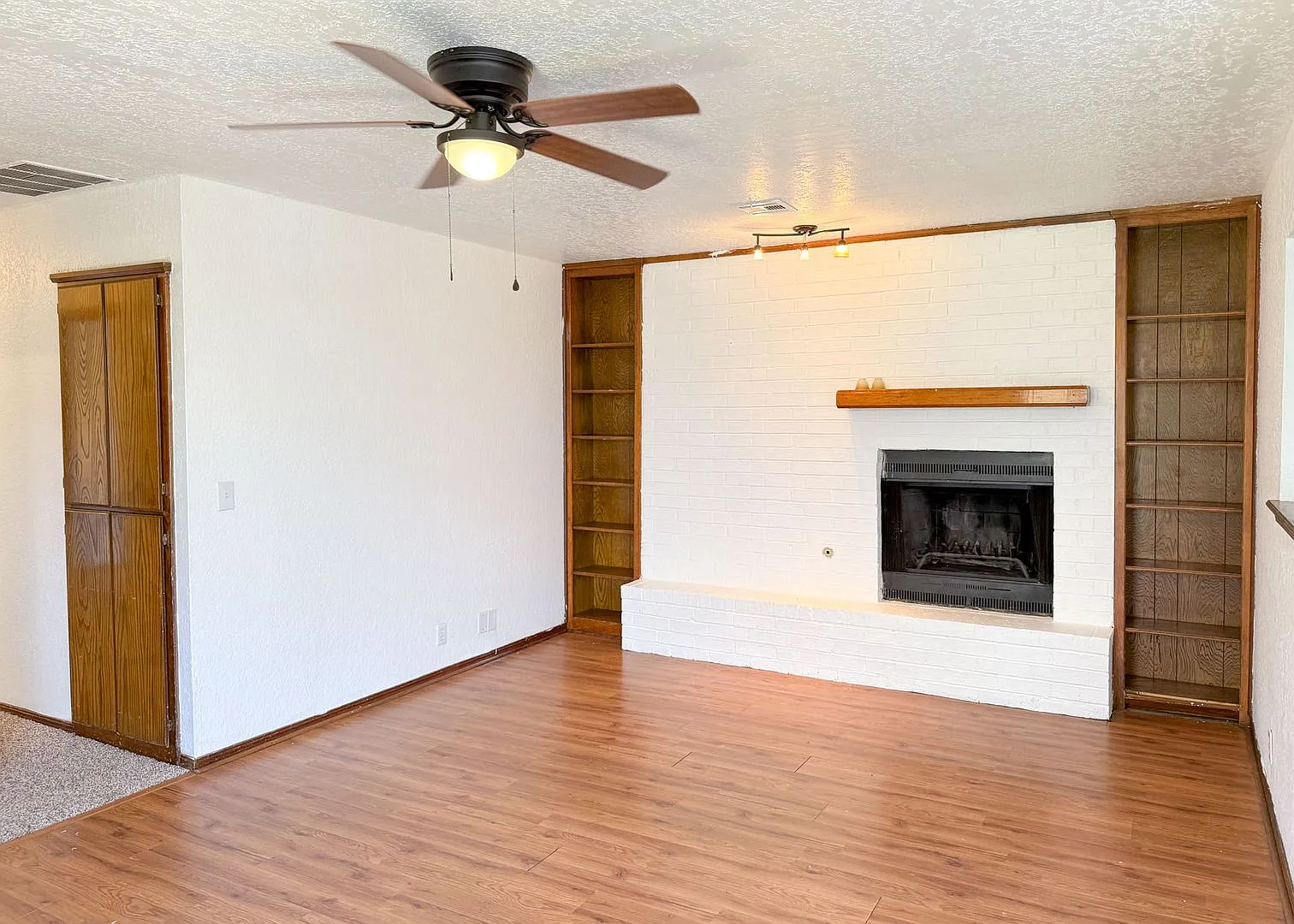 Duplex in Central Edmond!! — Photo 2