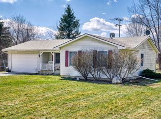 4745 Stow Rd, Fowlerville, MI 48836