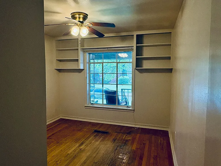 5305 N Walker Ave — Photo 8