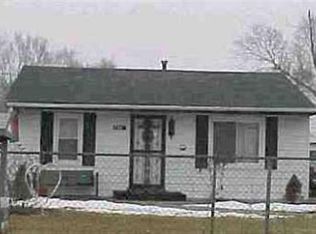 706 S View Dr, Waterloo, IA 50707