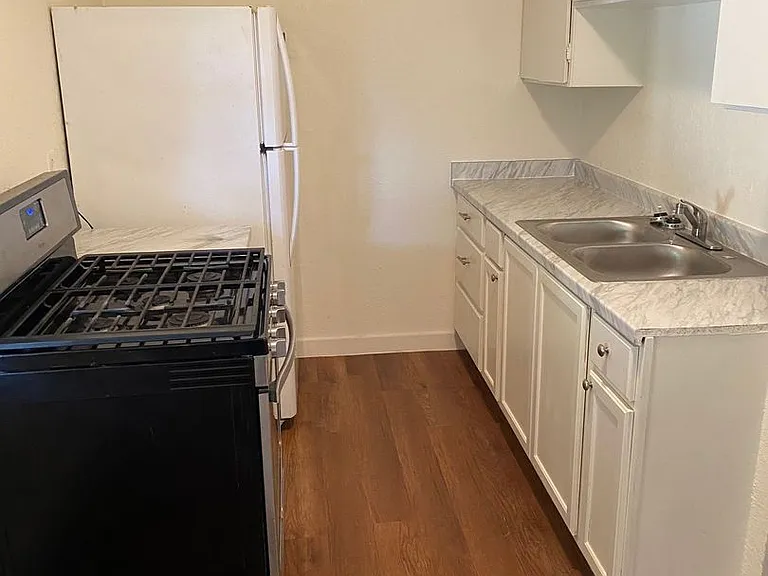 5408 Little Creek St — Photo 2