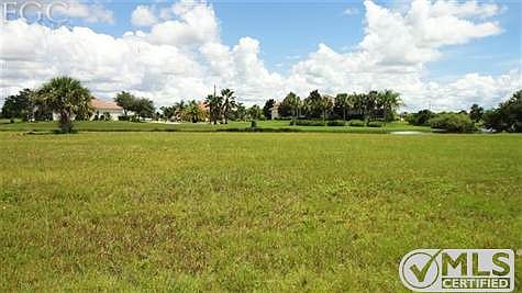 1st image of 17338 Comingo Ln