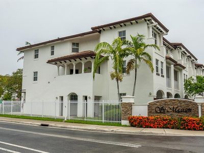8760 NW 97th Ave APT 203, Doral, FL, 33178