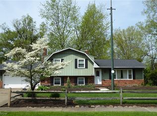 6140 Maplewood Rd, Mentor, OH 44060