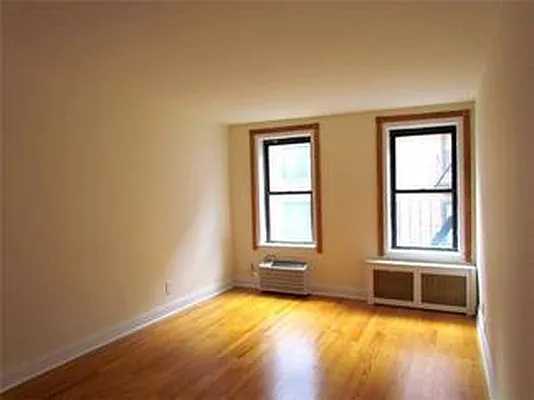 Rented by Mirador Real Estate | media 6