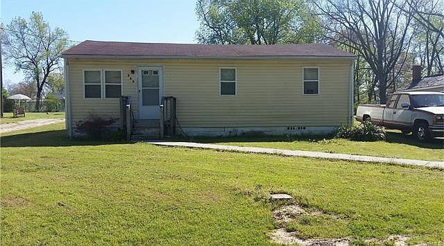 2nd image of 209 Pleasant Spring Ave
