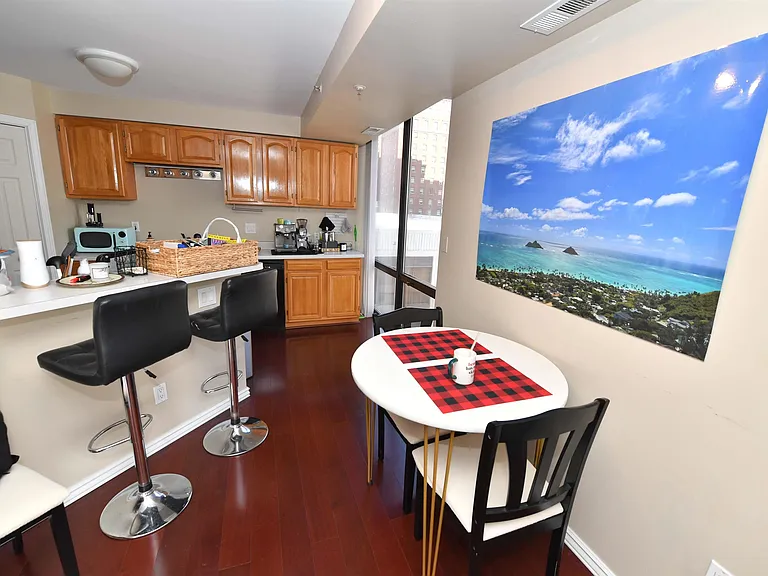 125 SW Jefferson Ave #W6B — Photo 13