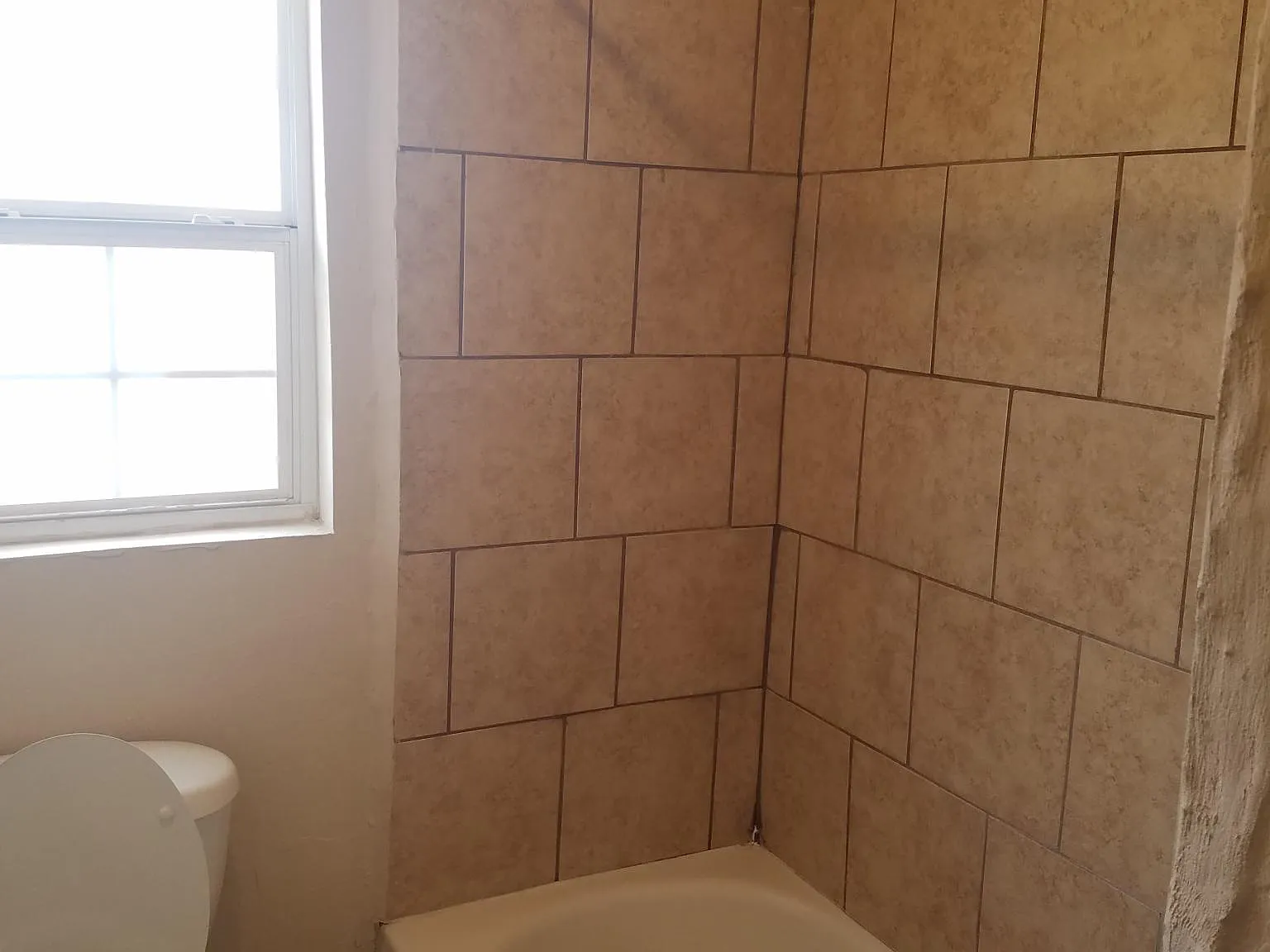 2 bed, 800 sqft, $888 — Photo 3