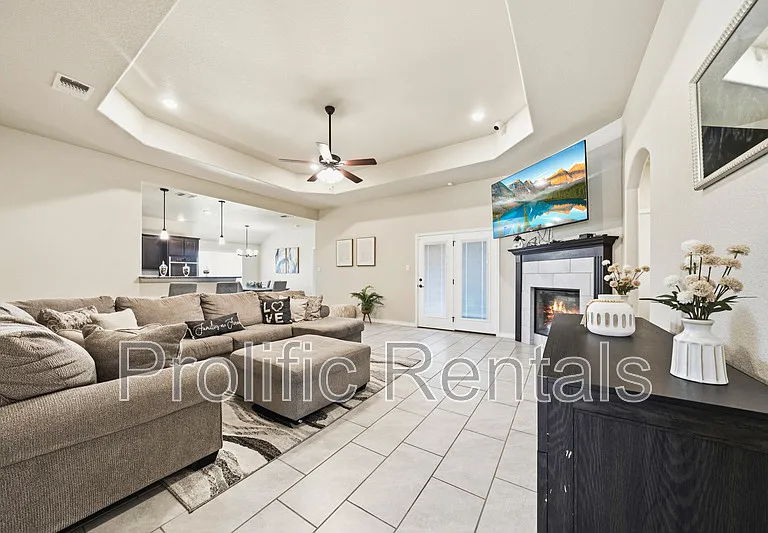 2509 Meadow Lark Dr — Photo 19
