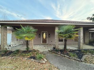 11201 Creek Dr, Gulfport, MS 39503