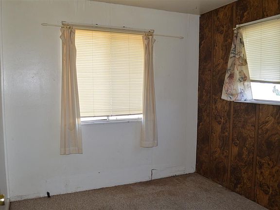 5th image of 1344 Burtschell St