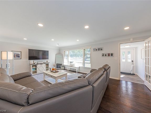 5th image of 774 Kenbridge Dr