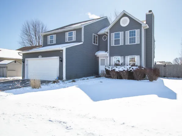 955 E Wheatfield Ln, Lake Villa, IL 60046