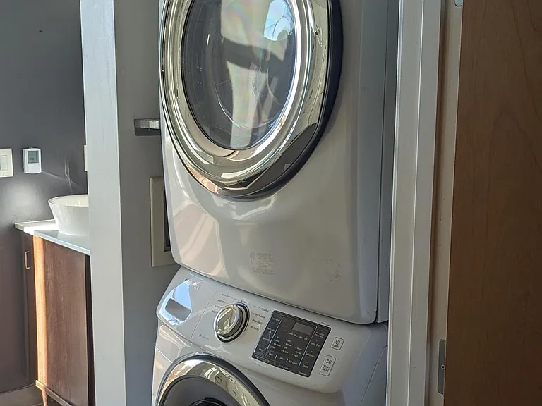 In unit washer and dryer