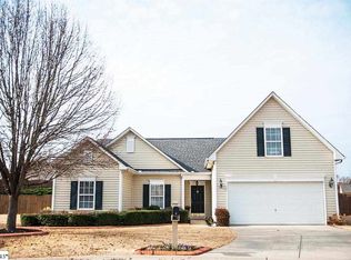 116 Red Holly Ridge Ct, Greer, SC 29651