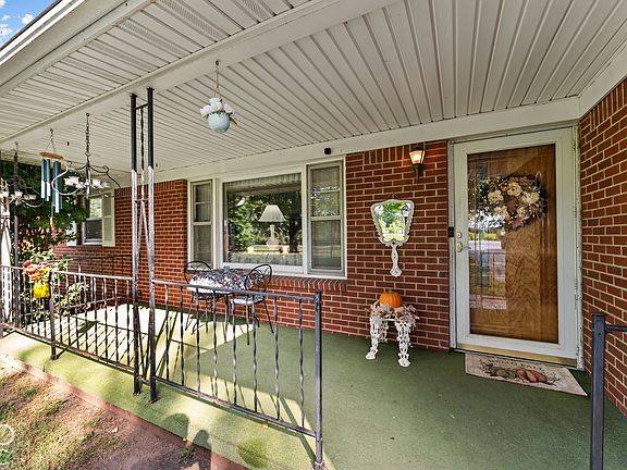 4th image of 8226 W Ralston Rd