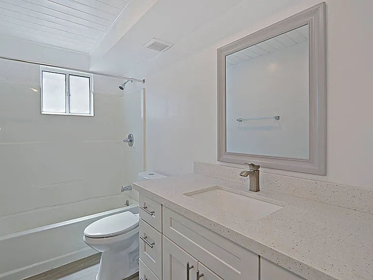 Pierson Place Apartments — Photo 8