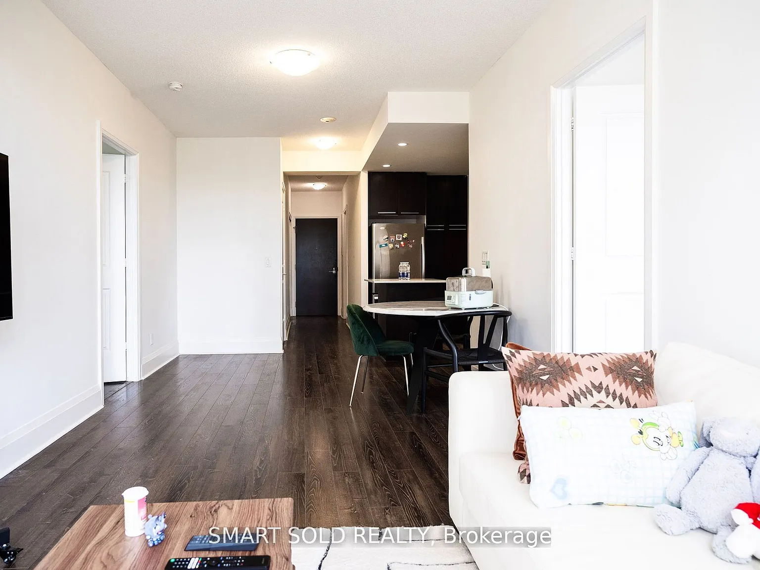 2 bed, $3,100 — Photo 2