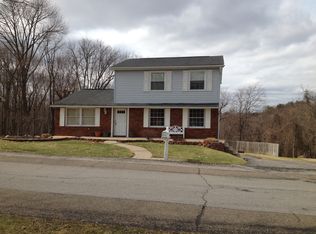 5 Greentree Rd, Wheeling, WV 26003