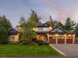 60 Parker Ave, Hamilton, ON L9G 1A7