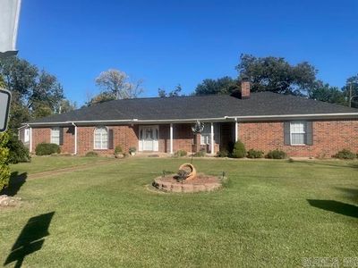 1104 N Main St, Stuttgart, AR, 72160