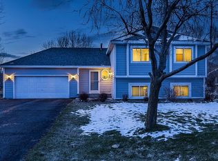 164 Scott Ln, Waconia, MN 55387