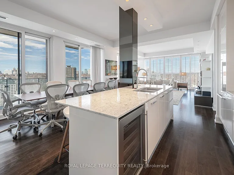 88 Davenport Rd #1704 — Photo 20