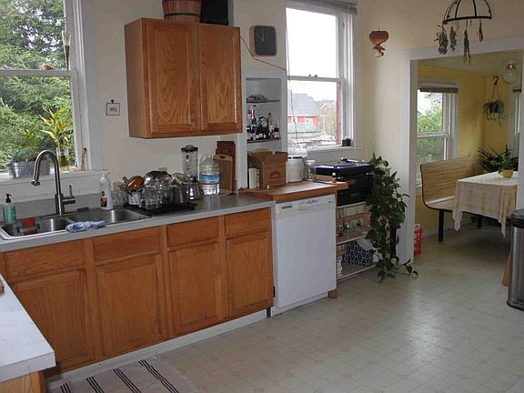 kitchen-floors have been replaced