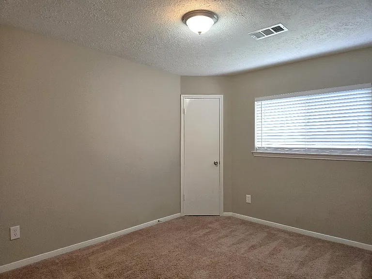 19618 Stillhouse Dr — Photo 14
