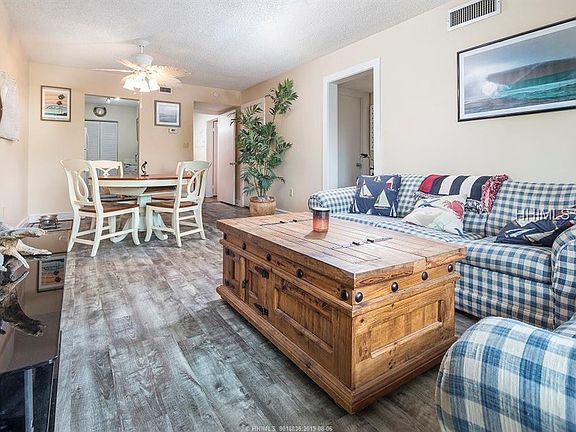 3rd image of 34 Forest Beach Dr APT C-15