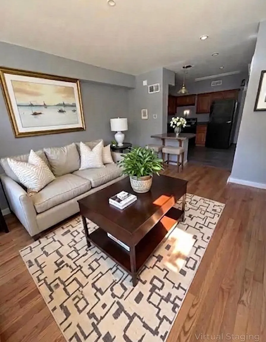 Highland Park Townhomes — Photo 4