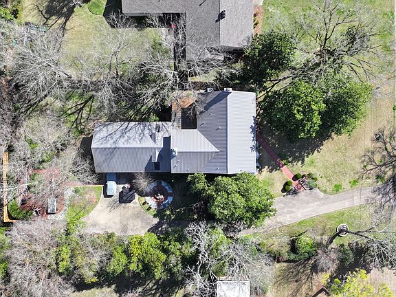 2nd image of 1733 S Perry St