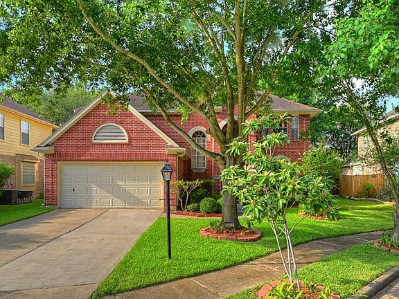 3rd image of 13111 Pine Laurel Ct