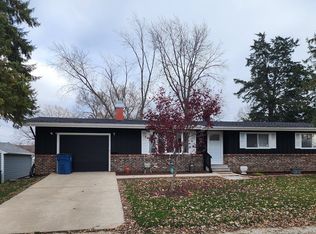 1114 Marcy St, Ottawa, IL 61350