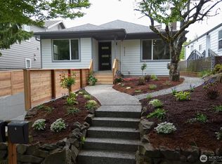 9242 35th Ave SW, Seattle, WA 98126