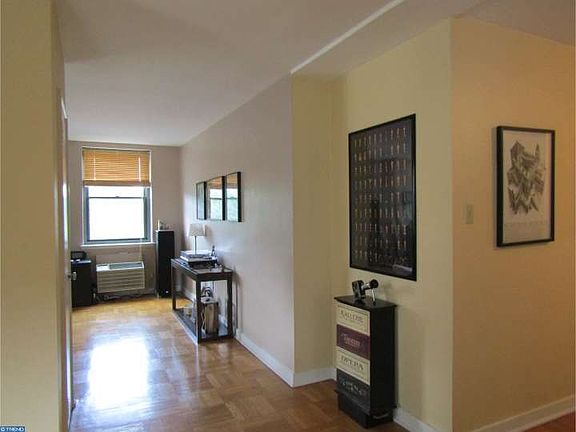 3rd image of 2601 Pennsylvania Ave APT 344