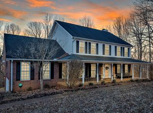 1023 Bee Tee Ln, Pleasant View, TN 37146