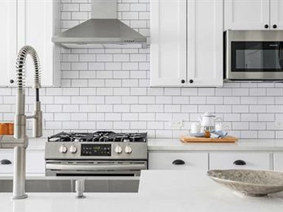 1st image of 261 Washington Blvd #206