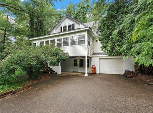 981 Rosabell St, Marine On Saint Croix, MN 55047