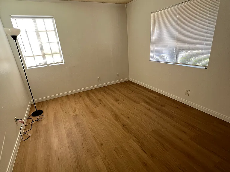 3438 Avocado Hill Way — Photo 18