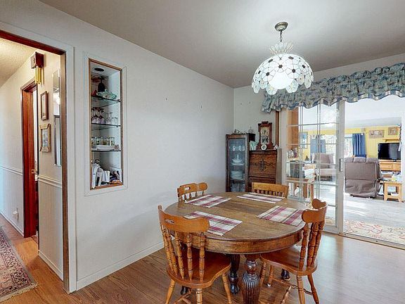 5th image of 3611 W John Day Ave