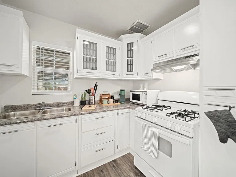 783 El Centro Ave — Photo 34