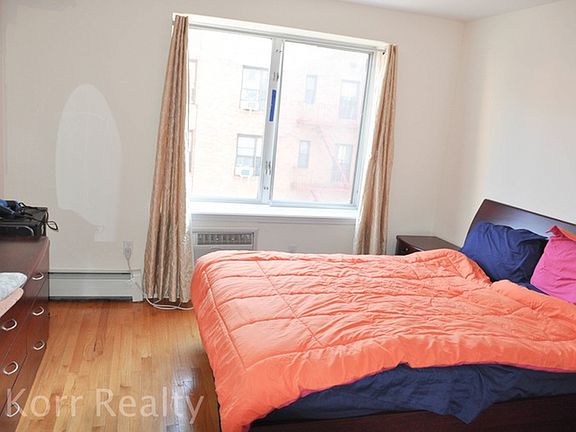 2nd image of 3080 W 1st St APT 601