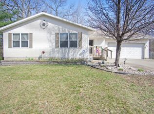 3824 W Giles Rd, Muskegon, MI 49445