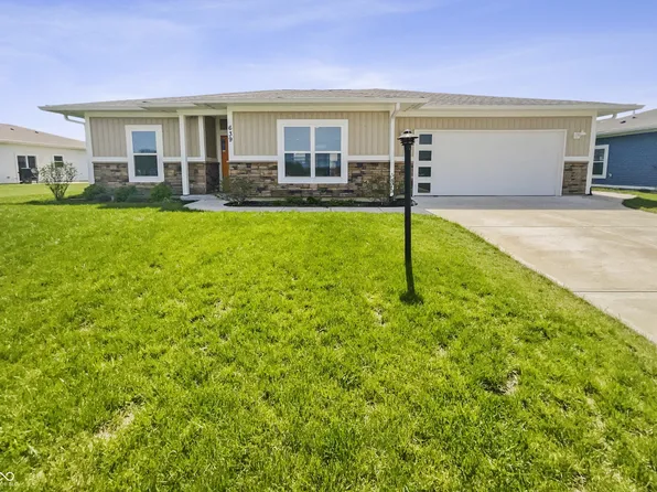639 N Sobota Way, Trafalgar, IN 46181