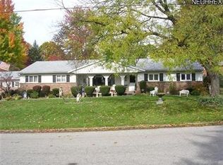 8419 Old Farm Trl NE, Warren, OH