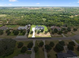177 E Short Meadow Dr, Lytle, TX 78052