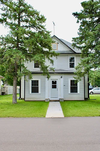 551 Lincoln Ave Photo 1
