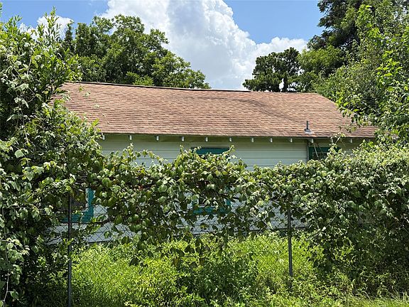 4th image of 2506 King St