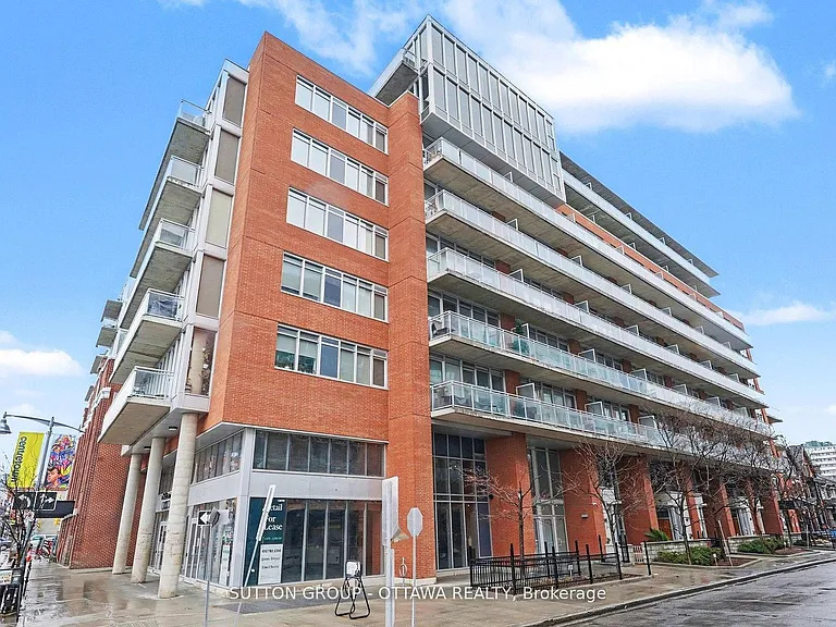354 Gladstone Ave #323 — Photo 1